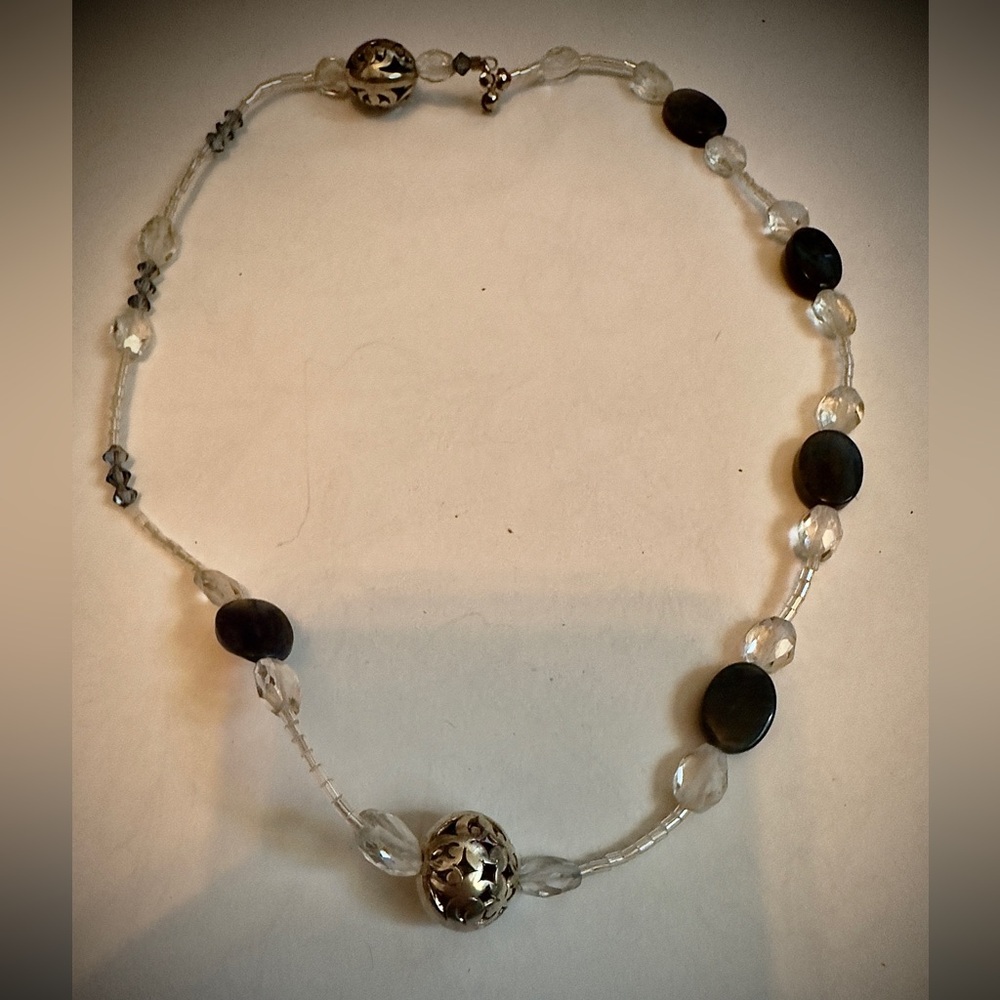 Women’s necklace